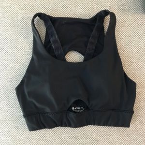 Athleta sports bra (medium)